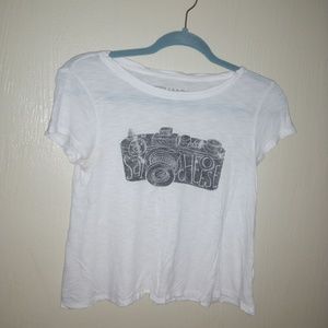 Bethany Mota graphic crop tee